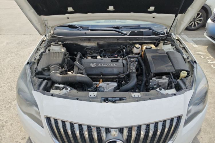 Used Buick Regal 2014 1.6T Fashionable Tech Edition Engine Bay