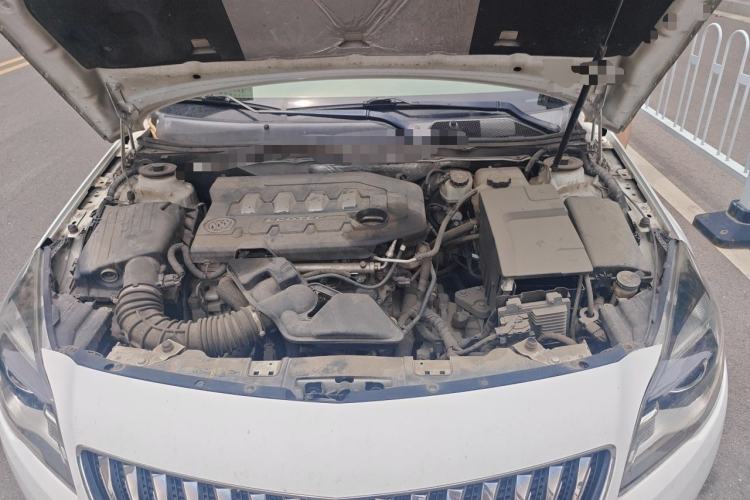 Used Buick Regal 2014 2.0L Leading Fashion Edition Engine Bay