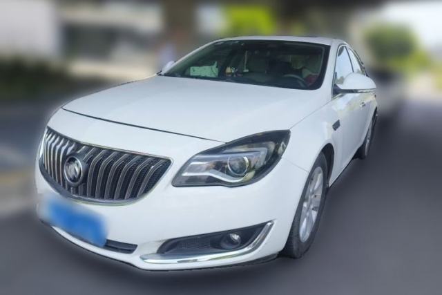 Ojetý Buick Regal 2014 2.0L Elite Fashion Edition