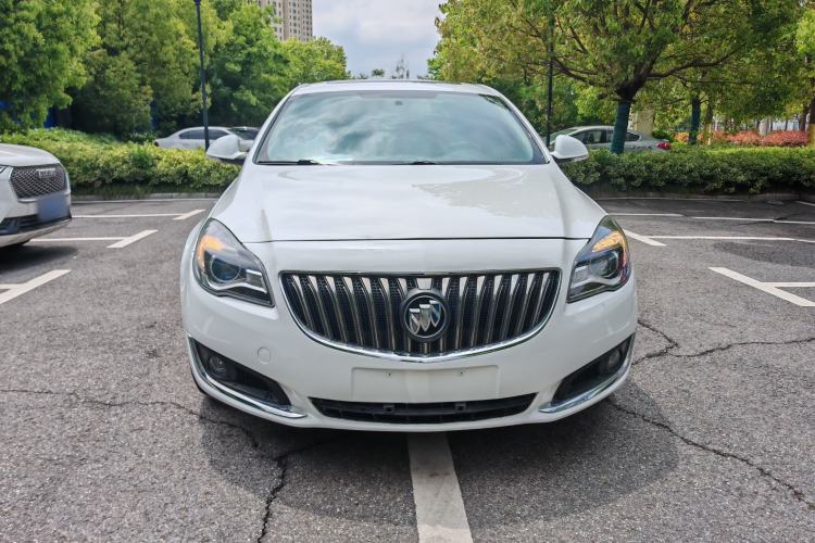 Used Buick Regal 2014 2.0L Leading Fashion Edition Exterior 3