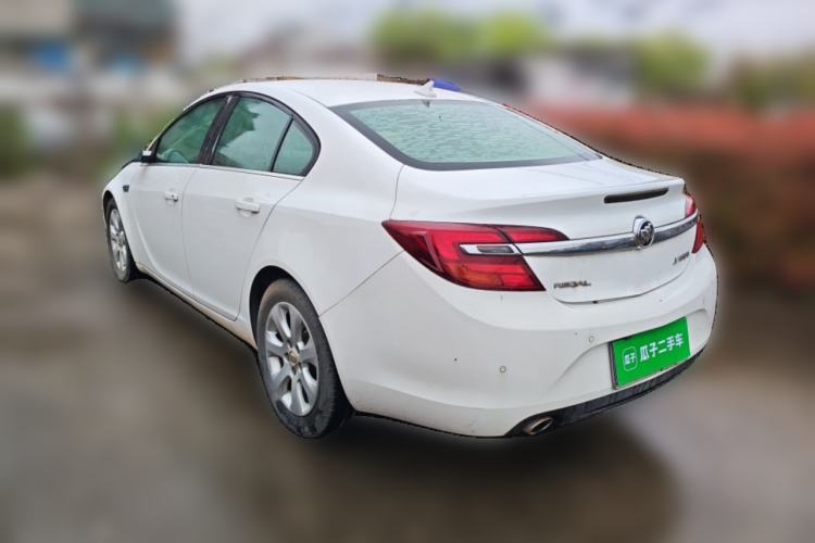 Used Buick Regal 2014 2.0L Leading Fashion Edition Exterior 3
