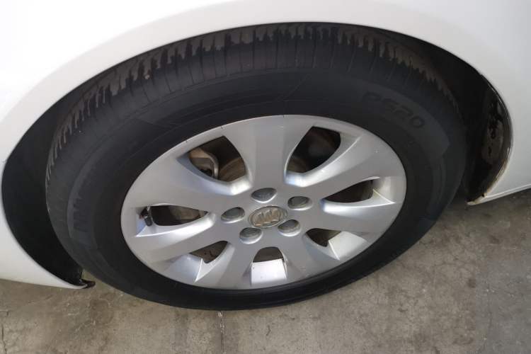Used Buick Regal 2014 2.0L Elite Fashion Edition Exterior 4