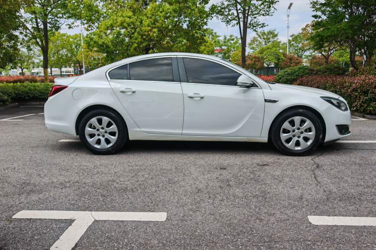 Used Buick Regal 2014 2.0L Leading Fashion Edition Exterior 5