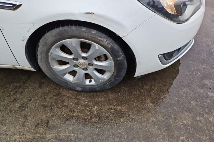 Used Buick Regal 2014 2.0L Leading Fashion Edition Exterior 7