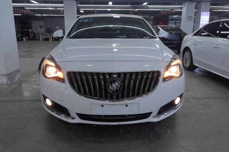 Used Buick Regal 2014 2.0L Leading Fashion Edition Front