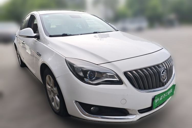 Used Buick Regal 2014 2.0L Elite Fashion Edition Front Right 45 Deg