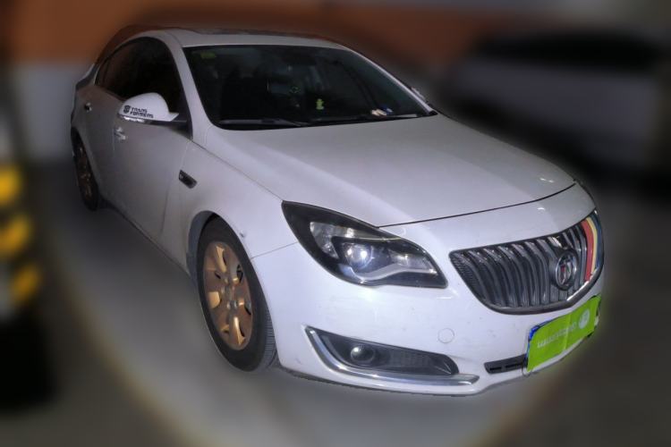 Used Buick Regal 2014 1.6T Fashionable Tech Edition Front Right 45 Deg