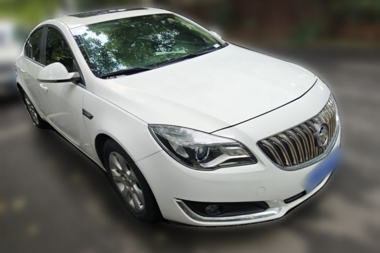 Used Buick Regal 2014 2.0L Leading Fashion Edition Front Right 45 Deg