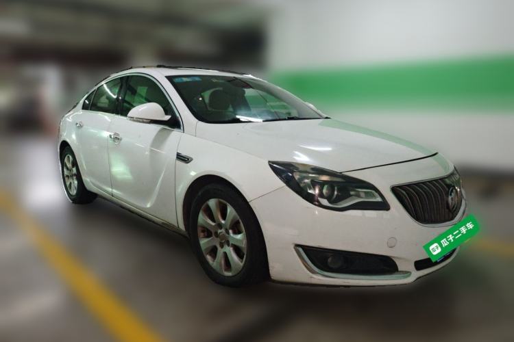 Used Buick Regal 2014 2.0L Elite Fashion Edition Front Right 45 Deg