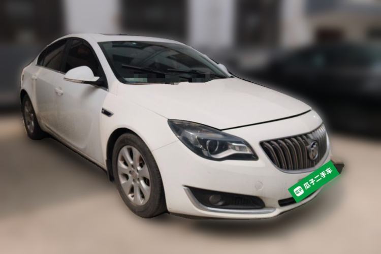 Used Buick Regal 2014 1.6T Fashionable Tech Edition Front Right 45 Deg