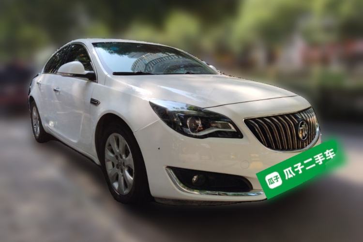 Used Buick Regal 2014 2.0L Elite Fashion Edition Front Right 45 Deg