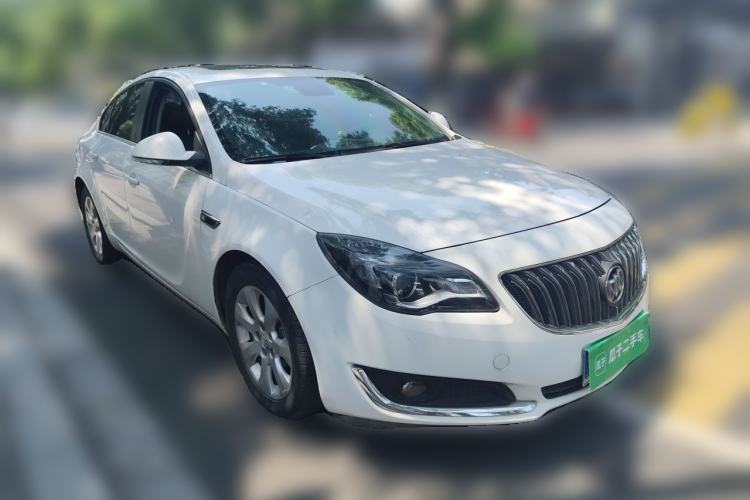 Used Buick Regal 2014 1.6T Fashionable Tech Edition Front Right 45 Deg
