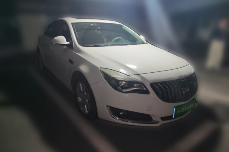 Used Buick Regal 2014 1.6T Fashionable Tech Edition Front Right 45 Deg