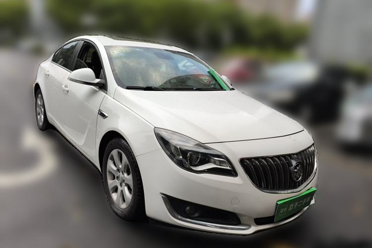 Used Buick Regal 2014 1.6T Fashionable Tech Edition Front Right 45 Deg