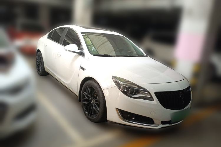 Used Buick Regal 2014 1.6T Fashionable Tech Edition Front Right 45 Deg