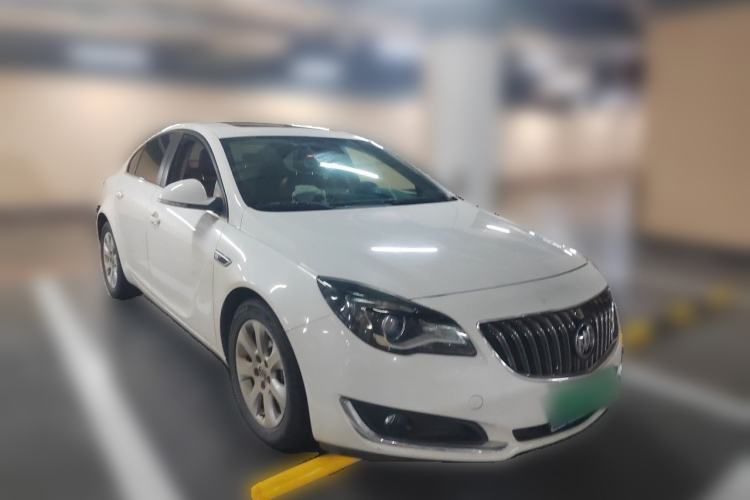 Used Buick Regal 2014 1.6T Fashionable Tech Edition Front Right 45 Deg