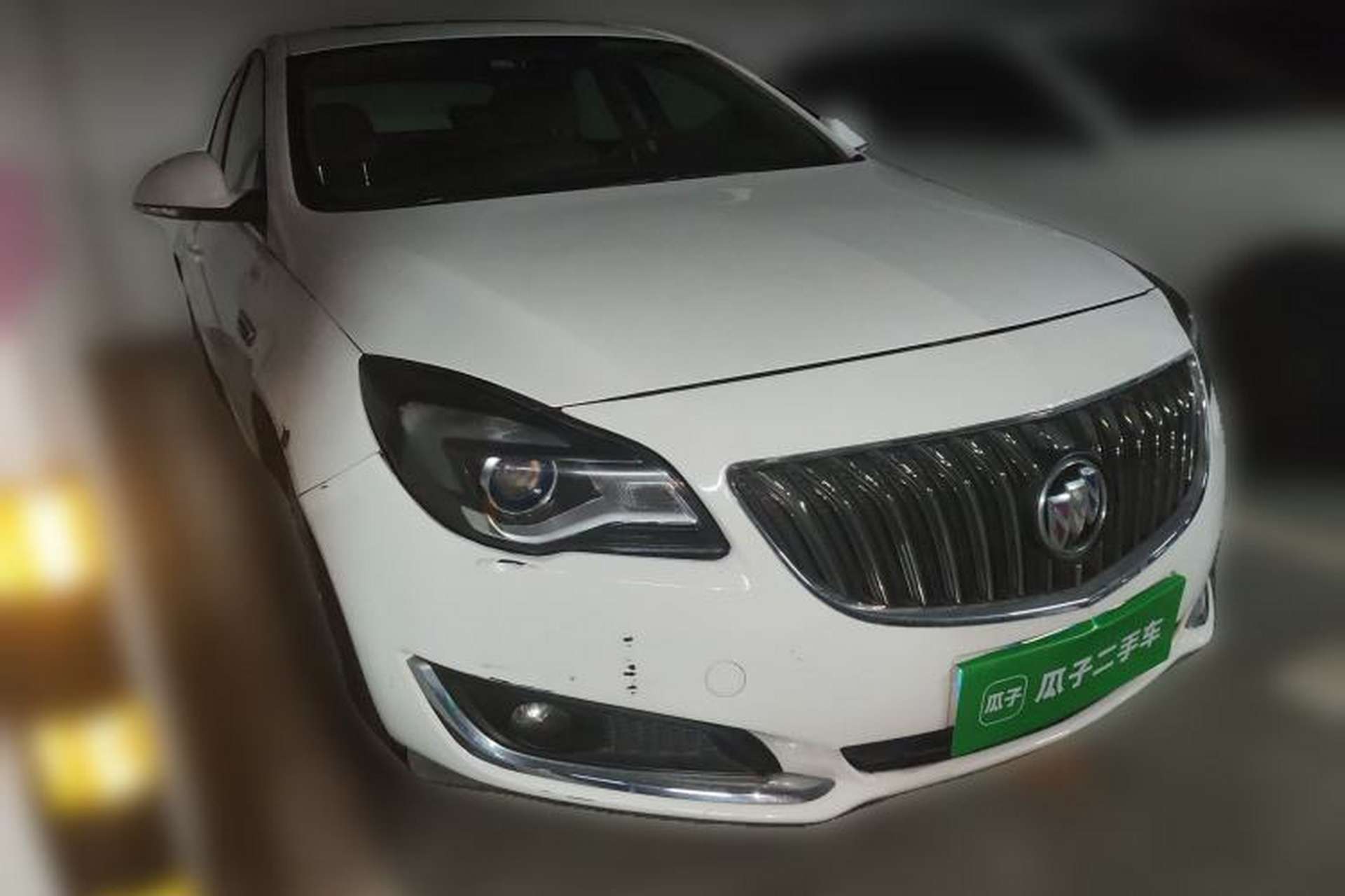 Used Buick Regal 2014 2.0L Leading Fashion Edition Front Right 45 Deg