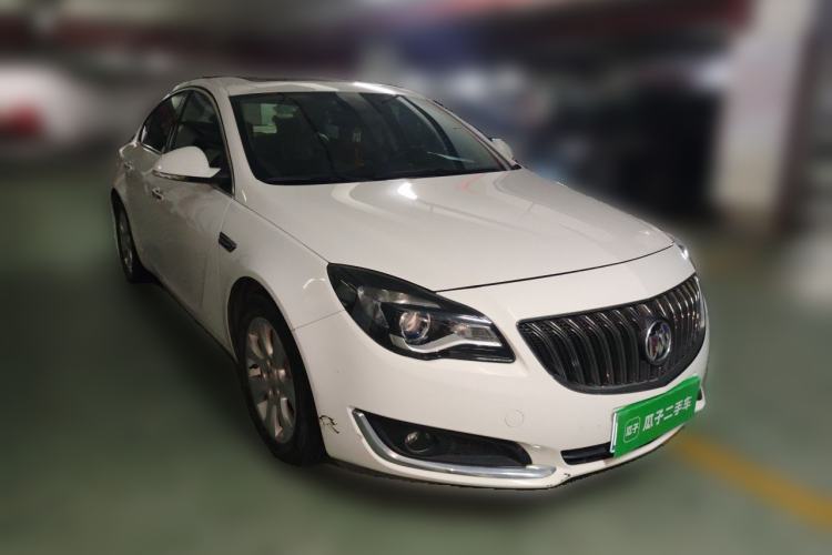 Used Buick Regal 2014 2.0L Elite Fashion Edition Front Right 45 Deg