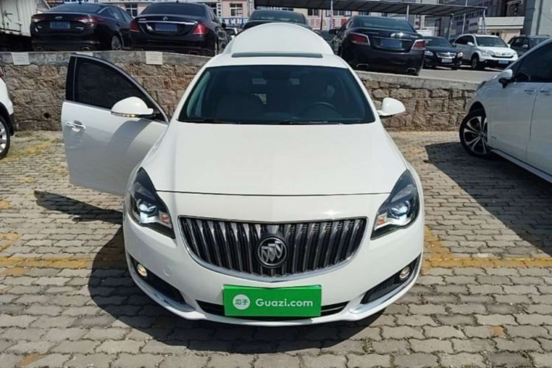 Used Buick Regal 2014 2.0L Elite Fashion Edition Front