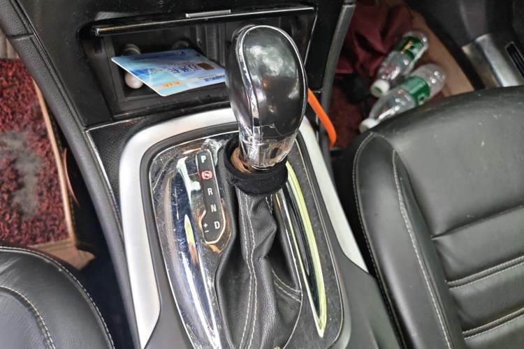 Used Buick Regal 2014 GS 2.0T Grand Sport Edition Gear Lever