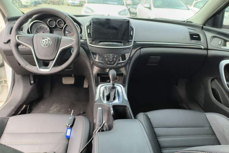 Used Buick Regal 2014 1.6T Fashionable Tech Edition Gear Lever