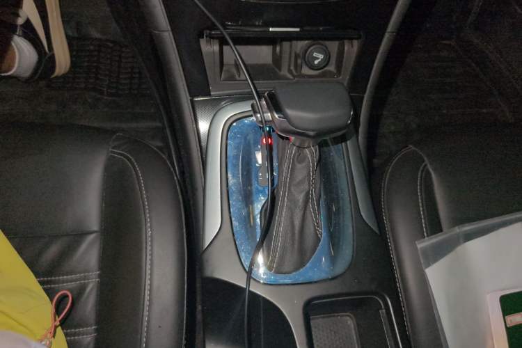 Used Buick Regal 2014 1.6T Fashionable Tech Edition Gear Lever