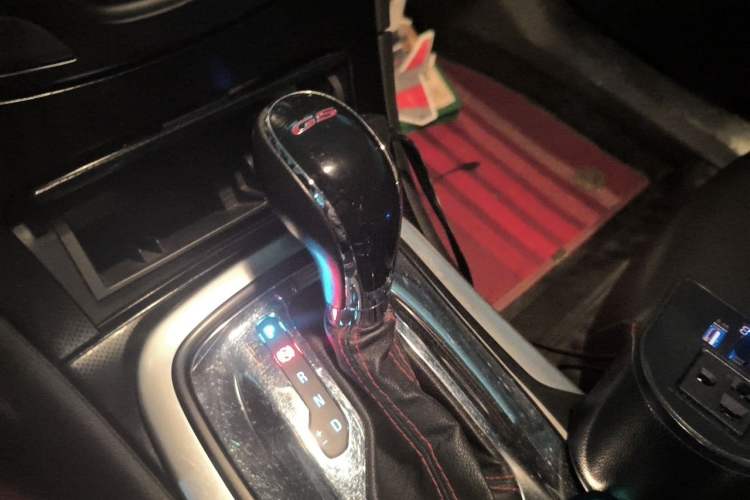 Used Buick Regal 2014 GS 2.0T Passionate Sport Edition Gear Lever