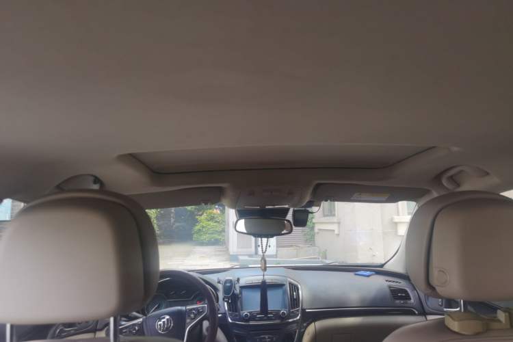 Used Buick Regal 2014 2.0L Elite Fashion Edition Headliner
