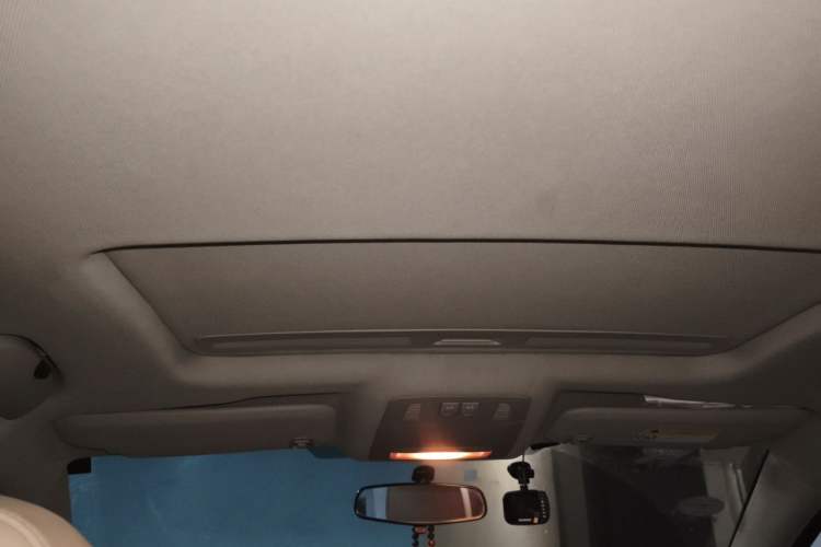 Used Buick Regal 2014 2.0L Leading Fashion Edition Headliner