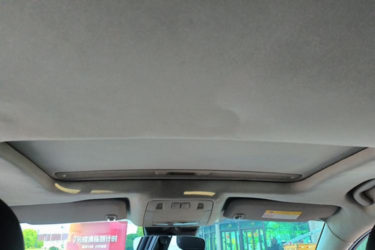 Used Buick Regal 2014 1.6T Fashionable Tech Edition Headliner