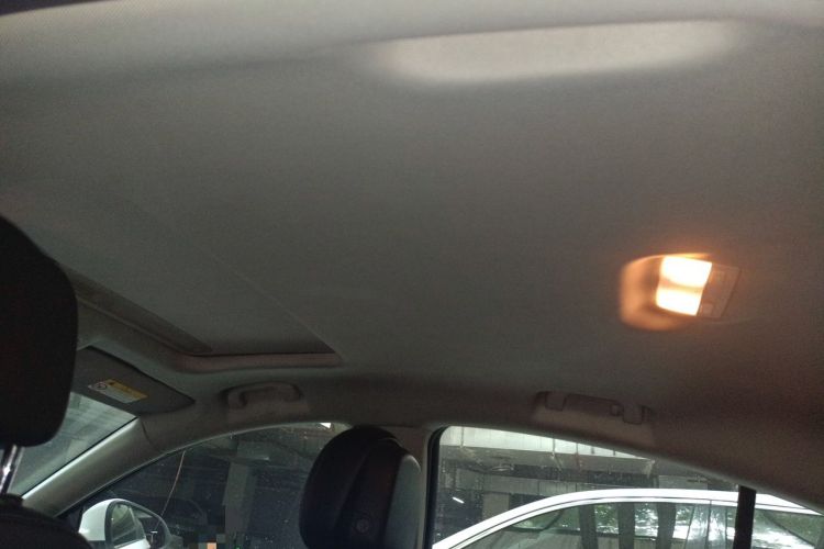Used Buick Regal 2014 1.6T Fashionable Tech Edition Headliner