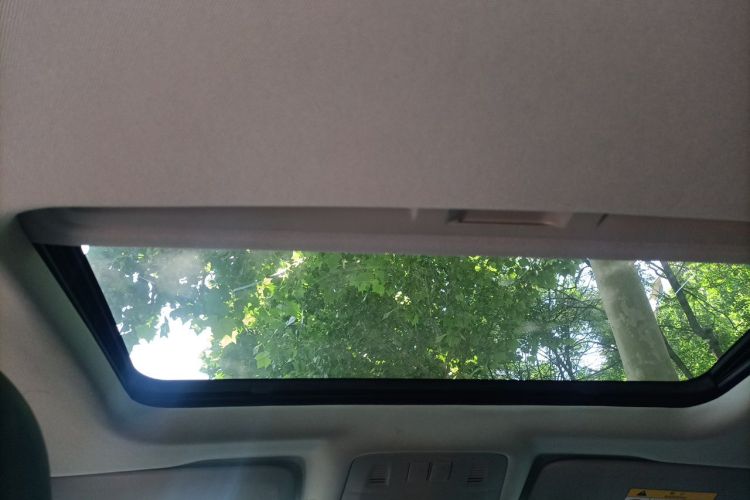 Used Buick Regal 2014 1.6T Fashionable Tech Edition Headliner