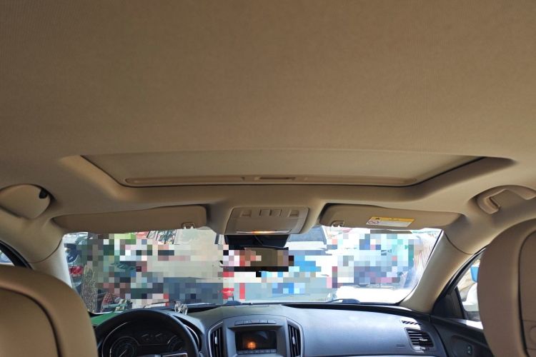 Used Buick Regal 2014 2.0L Elite Fashion Edition Headliner