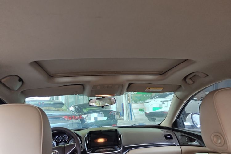 Used Buick Regal 2014 2.0L Leading Fashion Edition Headliner