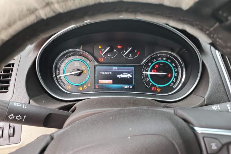 Used Buick Regal 2014 2.0L Elite Fashion Edition Instrument Cluster