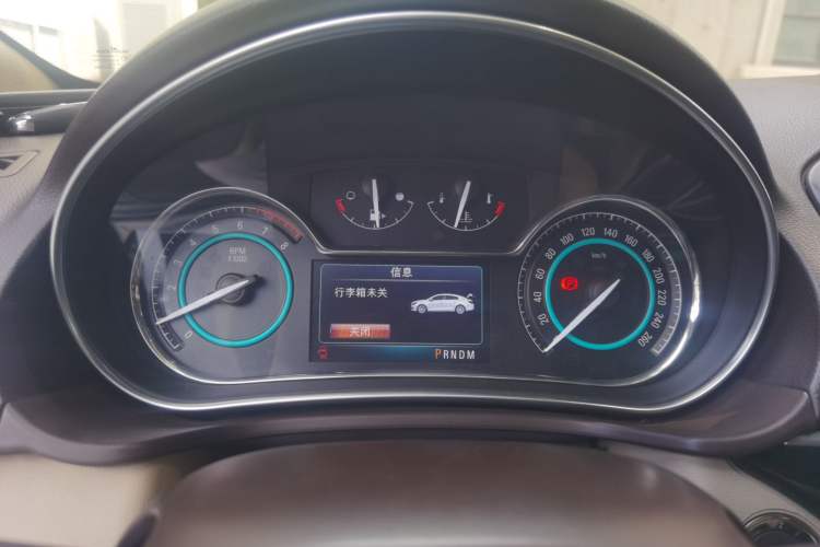 Used Buick Regal 2014 2.0L Elite Fashion Edition Instrument Cluster