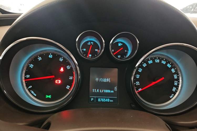 Used Buick Regal 2014 2.0L Leading Fashion Edition Instrument Cluster