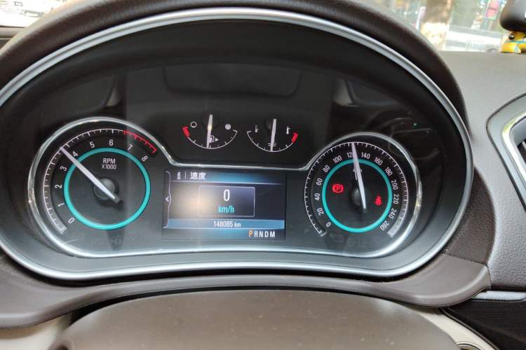 Used Buick Regal 2014 2.0L Elite Fashion Edition Instrument Cluster
