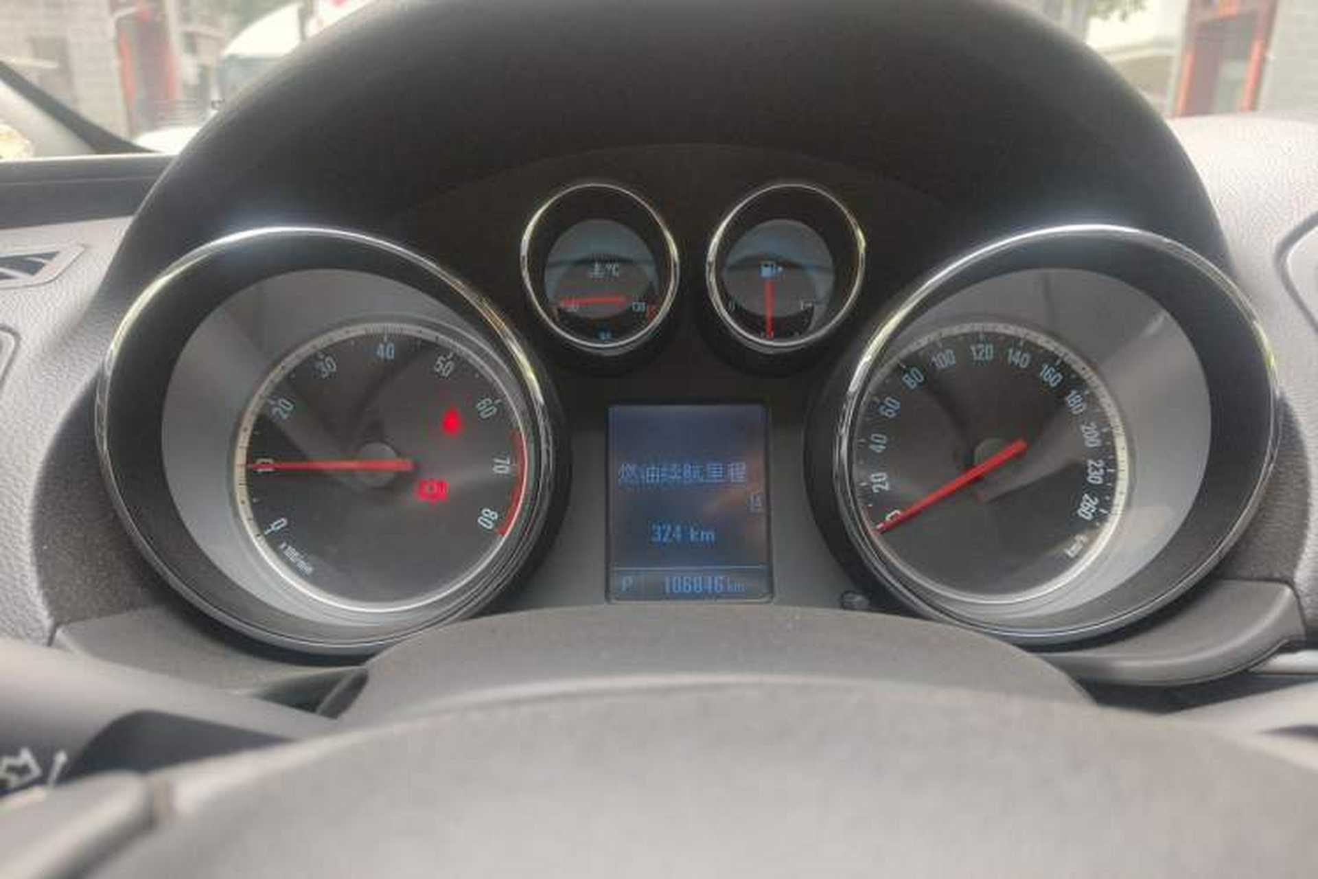 Used Buick Regal 2014 1.6T Fashionable Tech Edition Instrument Cluster