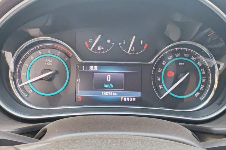 Used Buick Regal 2014 2.0L Elite Fashion Edition Instrument Cluster