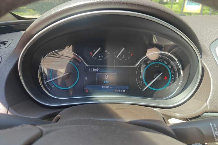 Used Buick Regal 2014 2.0L Elite Fashion Edition Instrument Cluster