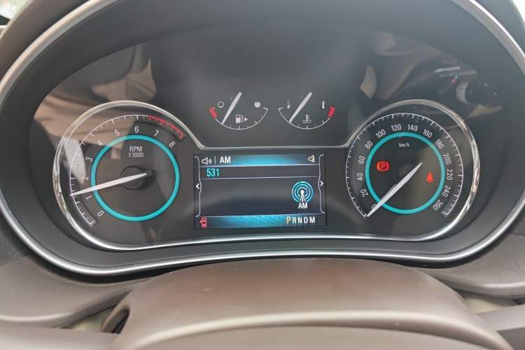 Used Buick Regal 2014 2.4L SIDI Elite Fashion Edition Instrument Cluster