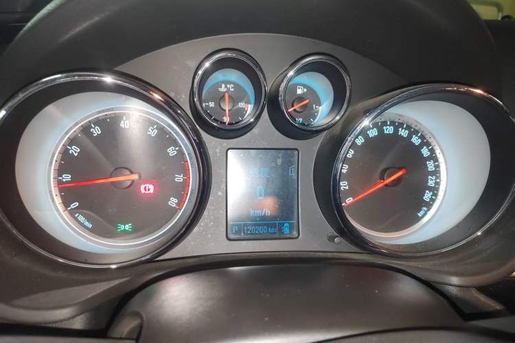 Used Buick Regal 2014 1.6T Fashionable Tech Edition Instrument Cluster