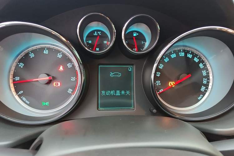 Used Buick Regal 2014 1.6T Fashionable Tech Edition Instrument Cluster