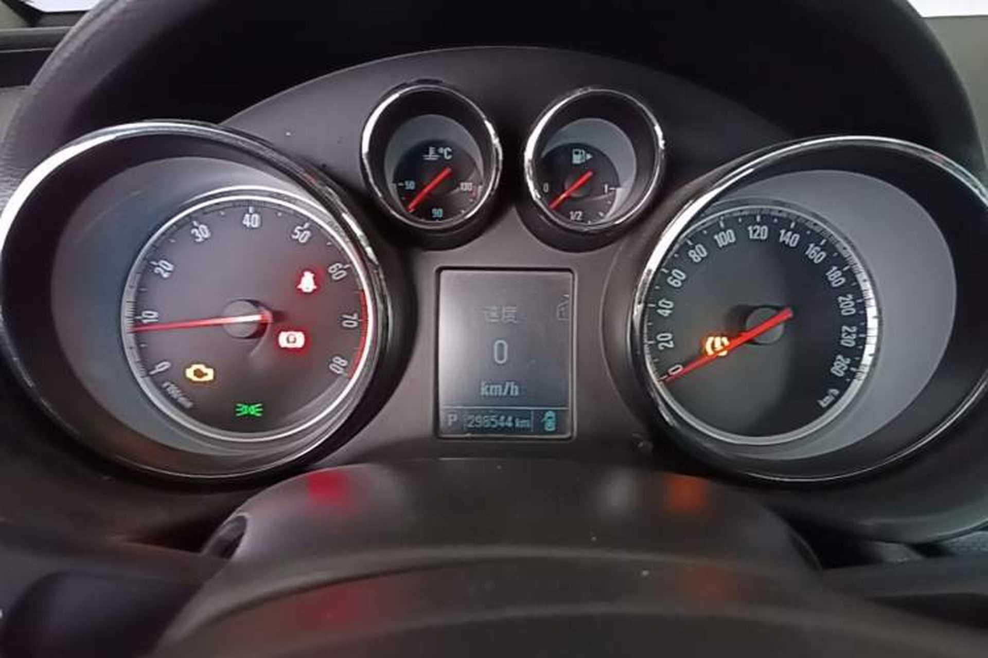 Used Buick Regal 2014 1.6T Fashionable Tech Edition Instrument Cluster