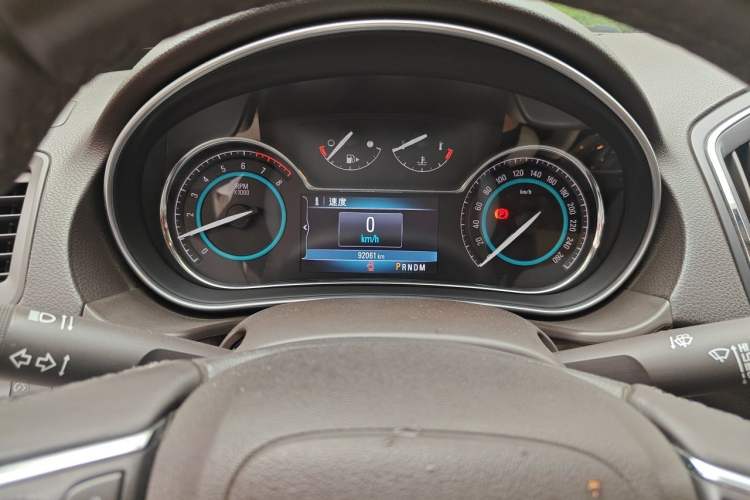 Used Buick Regal 2014 2.0L Elite Fashion Edition Instrument Cluster