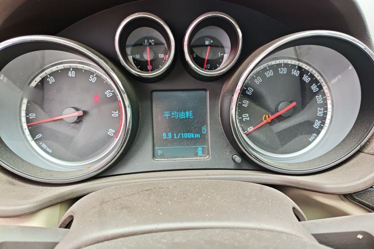 Used Buick Regal 2014 2.0L Leading Fashion Edition Instrument Cluster