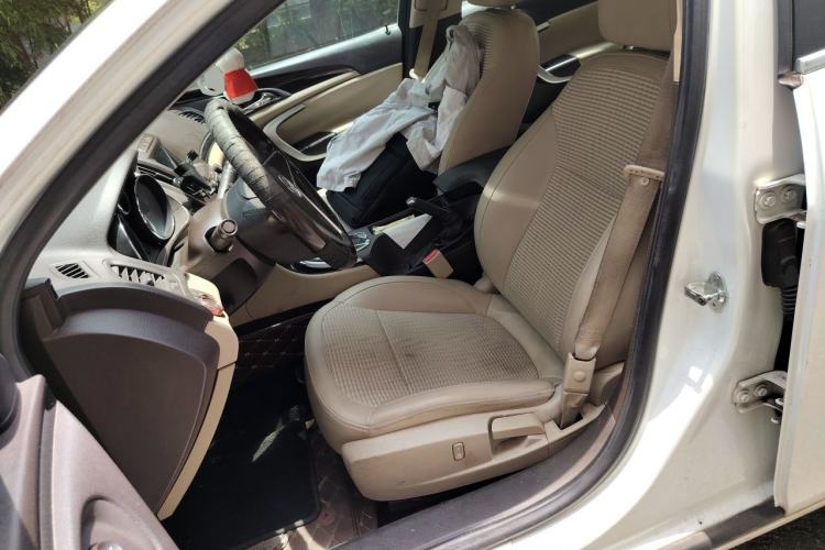 Used Buick Regal 2014 2.0L Leading Fashion Edition Left Front Seat