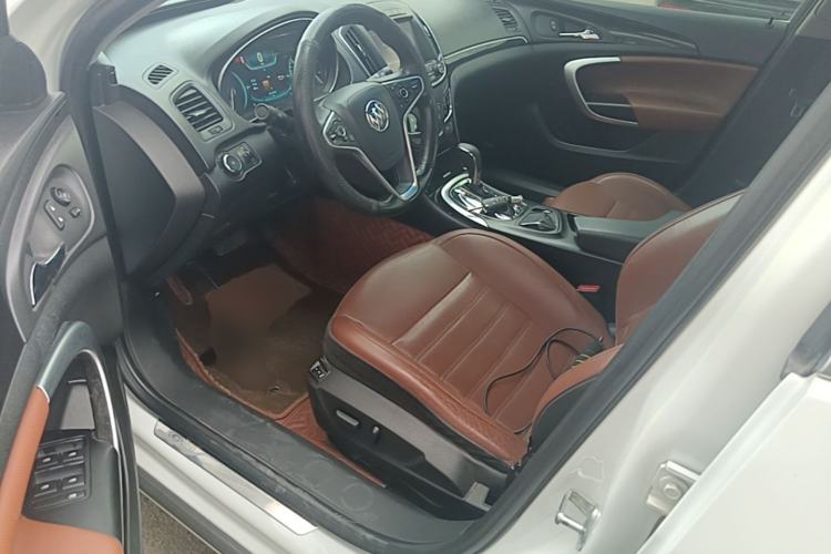 Used Buick Regal 2014 GS 2.0T Passionate Sport Edition Left Front Seat