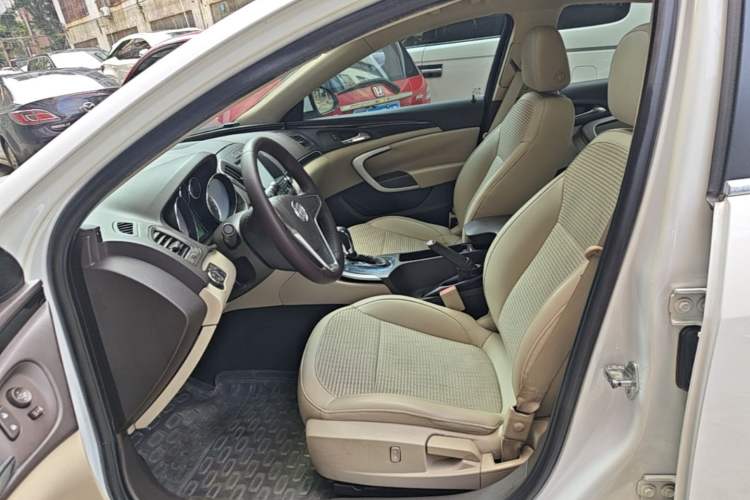 Used Buick Regal 2014 2.0L Leading Fashion Edition Left Front Seat